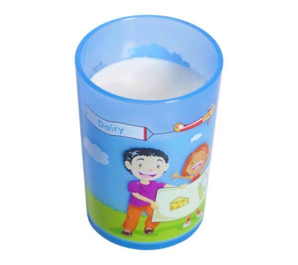 13512E_4-6ozKid'sMyPlateOpenDairyCup-ENG-TopMilk1-1200_2509 13512E_4-6ozKid'sMyPlateOpenDairyCup-ENG-TopMilk1-1200_2509